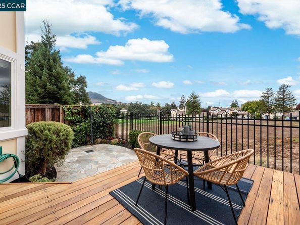 1280 Shell Cir, Clayton CA 94517