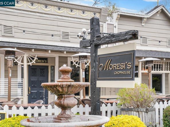 1280 Shell Cir, Clayton CA 94517