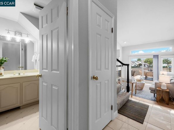 1280 Shell Cir, Clayton CA 94517