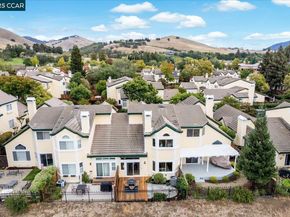 1280 Shell Cir, Clayton CA 94517