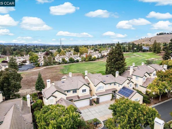 1280 Shell Cir, Clayton CA 94517