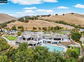 1280 Shell Cir, Clayton CA 94517