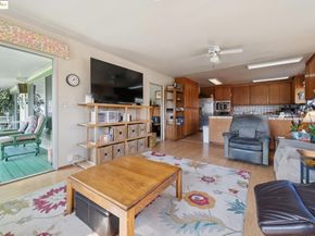 10317 Royal Oak Rd, Oakland CA 94605