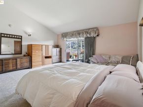10317 Royal Oak Rd, Oakland CA 94605