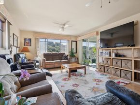 10317 Royal Oak Rd, Oakland CA 94605
