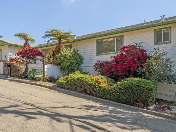 10317 Royal Oak Rd, Oakland CA 94605