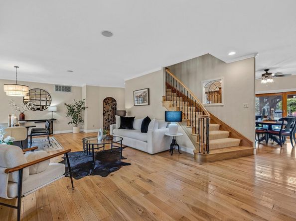 6745 Alisal Street, Pleasanton CA 94566