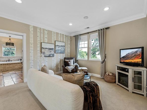 6745 Alisal Street, Pleasanton CA 94566