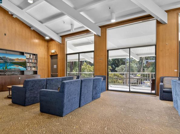 440 N Civic Dr 409, Walnut Creek CA 94596