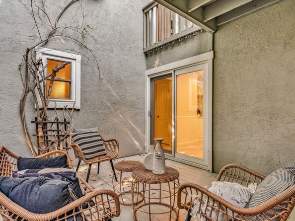 394 Camelback Rd, Pleasant Hill CA 94523