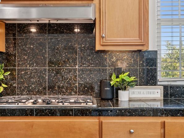 8857 Oliver Pl, Dublin CA 94568