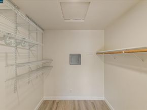 25676 University Ct 323, Hayward CA 94542