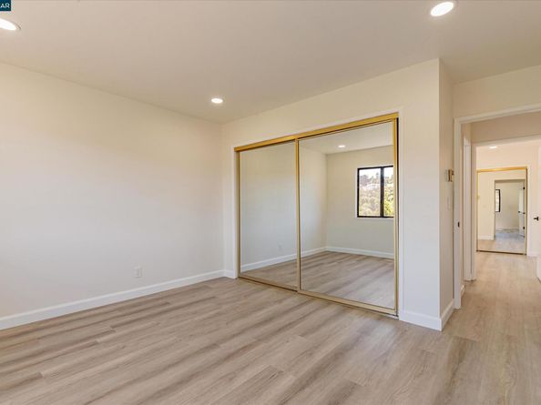 25676 University Ct 323, Hayward CA 94542