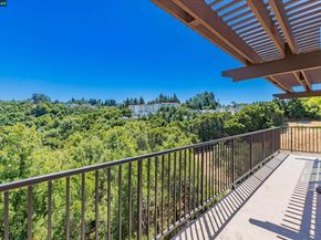 25676 University Ct 323, Hayward CA 94542