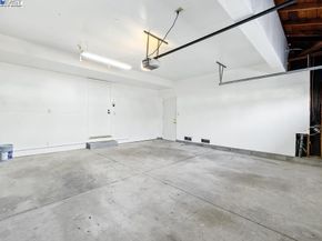 109 Oak Ct, Hercules CA 94547