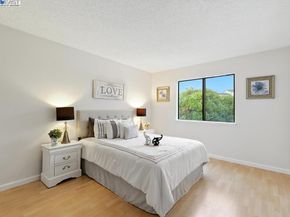 109 Oak Ct, Hercules CA 94547