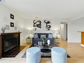 109 Oak Ct, Hercules CA 94547