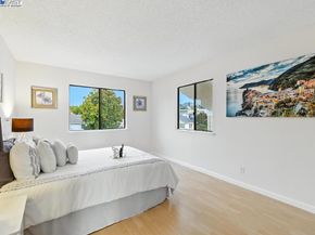 109 Oak Ct, Hercules CA 94547