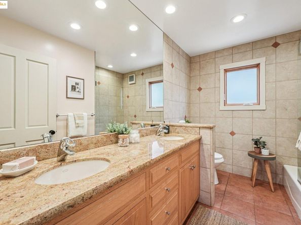 19 Highland Blvd, Kensington CA 94707
