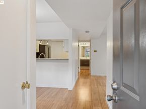 760 Canyon Oaks Dr A, Oakland CA 94605