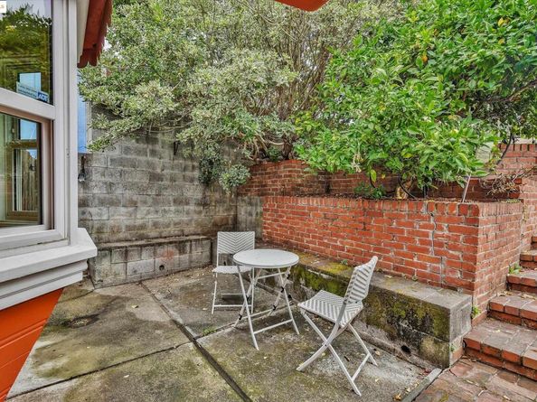 3611 Virden Ave, Oakland CA 94619