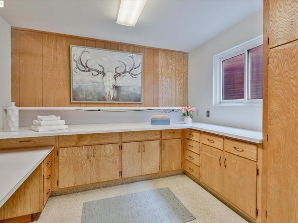 3611 Virden Ave, Oakland CA 94619