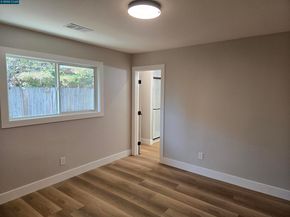 3102 Pine St, Martinez CA 94553