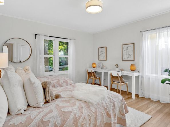 542 Midcrest Rd, Oakland CA 94610