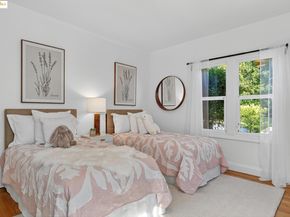 542 Midcrest Rd, Oakland CA 94610