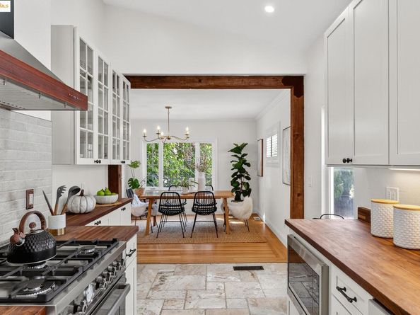 542 Midcrest Rd, Oakland CA 94610