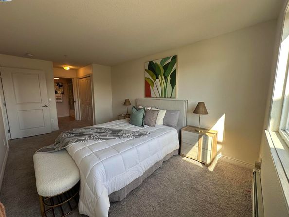 15956 E 14Th St 303, San Leandro CA 94578