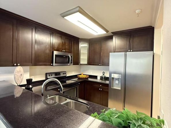 15956 E 14Th St 303, San Leandro CA 94578