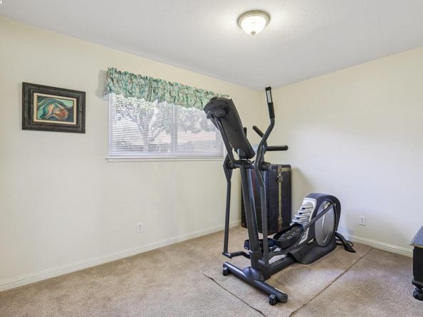 1484 Heidelberg, Livermore CA 94550