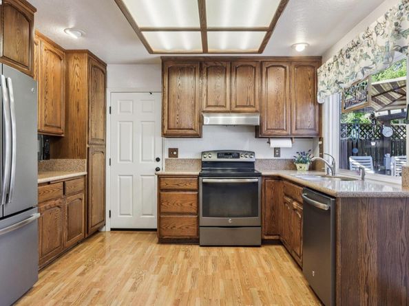 1484 Heidelberg, Livermore CA 94550