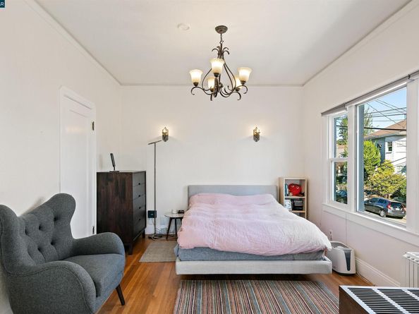 4215 Terrace St, Oakland CA 94611