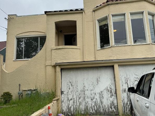 2123 High St, Oakland CA 94601