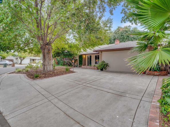 136 Cleopatra, Pleasant Hill CA 94523