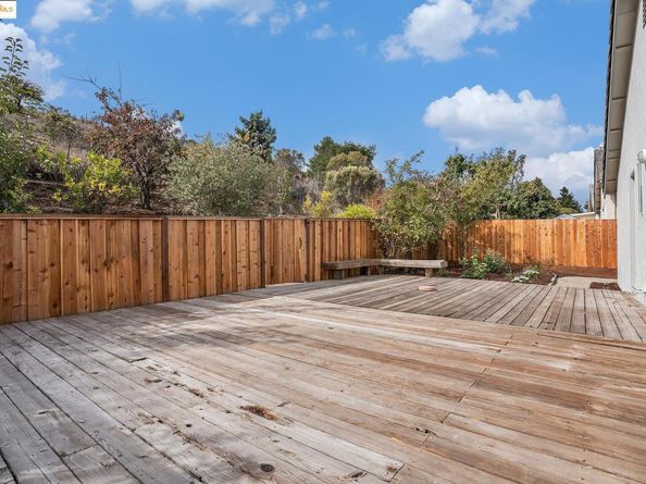 5470 Lenora Rd, Richmond CA 94803