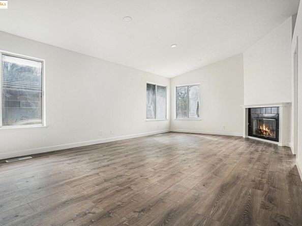 5470 Lenora Rd, Richmond CA 94803