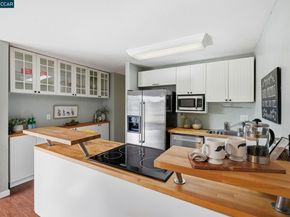 2890 Treat Blvd 5, Concord CA 94518