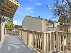 2890 Treat Blvd 5, Concord CA 94518