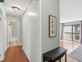 2890 Treat Blvd 5, Concord CA 94518