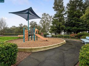 415 Orchard View Ave, Martinez CA 94553