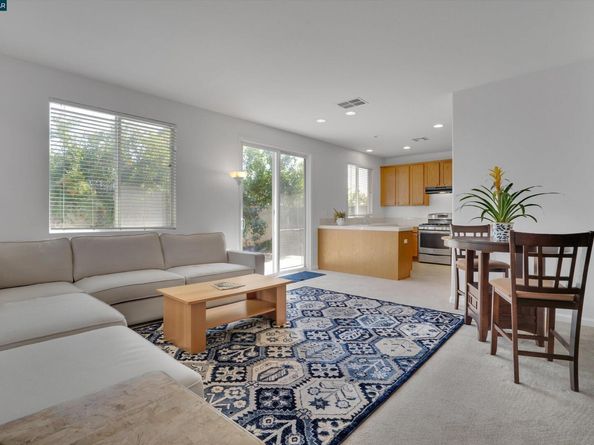 277 Kapalua Bay Cir, Pittsburg CA 94565