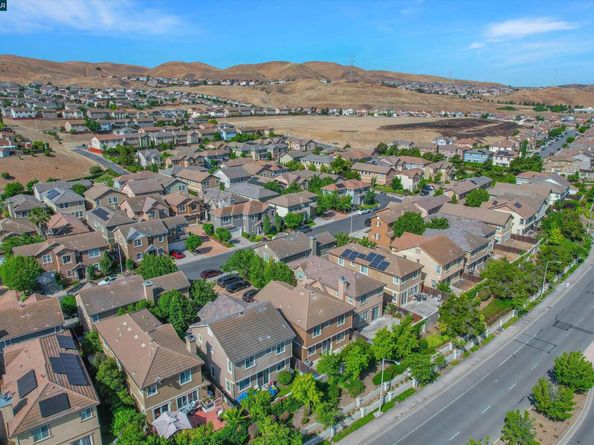 277 Kapalua Bay Cir, Pittsburg CA 94565