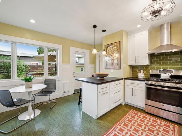 1542 Broadway, Alameda CA 94501