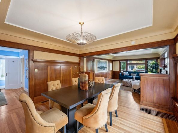 1542 Broadway, Alameda CA 94501