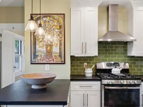 1542 Broadway, Alameda CA 94501