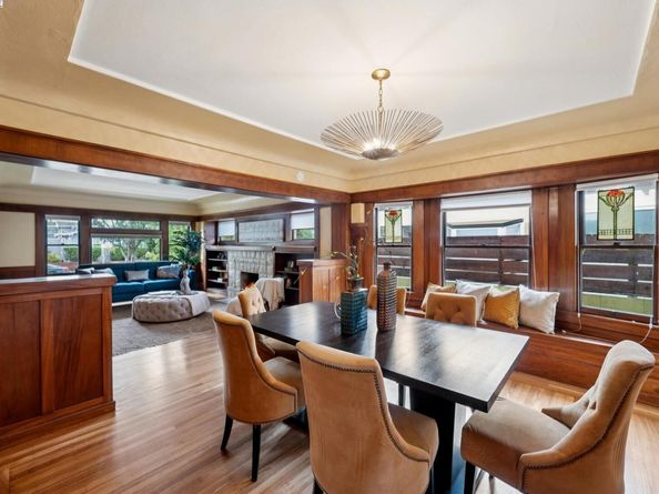 1542 Broadway, Alameda CA 94501