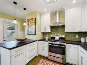 1542 Broadway, Alameda CA 94501